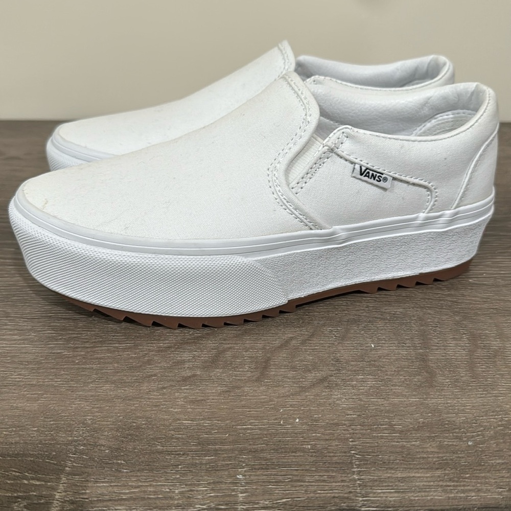 Vans women platform slip on